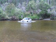 Murray River Ford - Heading W into Victoria Jan 06 