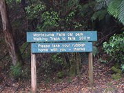 Signboard at this point shows you are 200m away from the falls