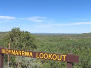 Westward view over Mary River valley