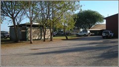 Top Springs Roadhouse & Caravan Park - Top Springs Caravan Pk 