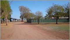 Top Springs Roadhouse & Caravan Park - Top Springs Caravan Pk Entry 
