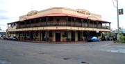 Finnigan's Commercial Hotel Clermont