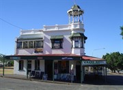 Grand Hotel.
