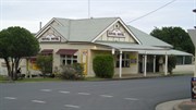 Royal Hotel Kalbar