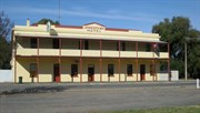 Jamestown Hotel