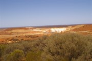 Looking at Mt Magnet Townsite