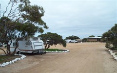 Eucla Caravan Park 