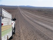 Excellent road surface Aug 05 50km E of Marree
