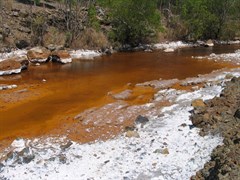 Rum Jungle - Toxic acidic leachate 