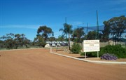 Bruce RocK Caravan Park