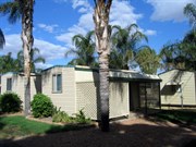Gundy Star Caravan Park Cabins