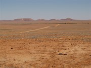 Gibber plains and distant mesas