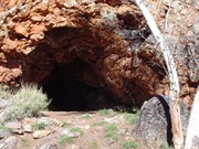 Lasseters Cave