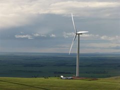 Snowtown Wind Farm - Sun catching turbine - overlooking Port Broughton plain