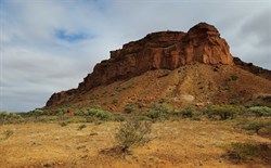 view along the walk to Honeycomb gorge