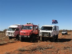 2 Oka's and a UniMog.