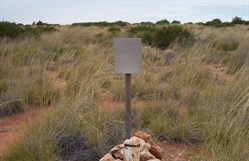Karrinarri Rockhole sign