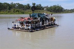 Not your average Houseboat - Renmark