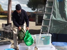 074 Spring clean and tossout at Ororoo