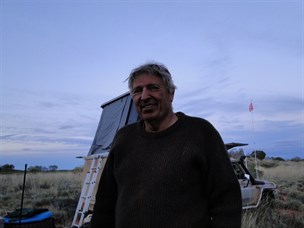 Triumphal return of the Quad Team - Outback Al (The dust magnet)