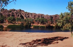 deep sand made walking difficult in Geike Gorge