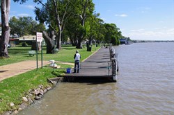 Mannum Town Wharf