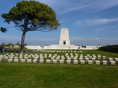 Lone Pine Memorial and Cemetery 