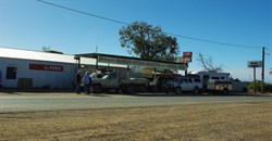 Fuel station at Marree - very busy