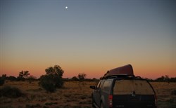 the moon and dusk at Hookeys waterhole free camp