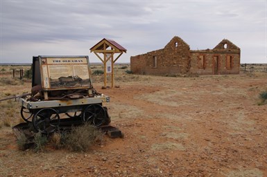 Some of the old Farina Ruins
