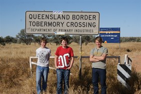 Gringos at the border