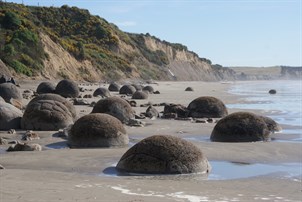 Moeraki Boulders - Koekohe Beach, Otago