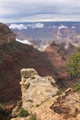 View from south rim over Grand Canyon