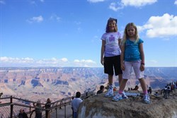 Leah and Chardae at Grand canyon