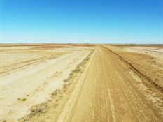 The claypans of Warracoota Circuit Drive