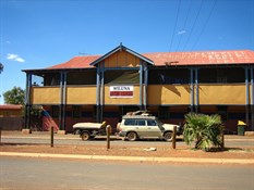 Wiluna pub WA