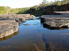 The top of Wunnumurra Falls.