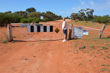 Fiona opening the State Border Gate