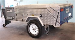 Camper Trailer Hire: The Desert Trek