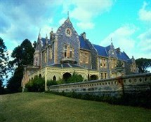 Abercrombie House