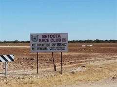 Betoota race meetings once per year